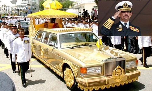 Quốc Vương Brunei có tổng tài sản 20 tỷ USD, tuy nhiên ông chi ra 5 tỷ USD để mua siêu xe. 