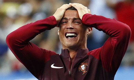 Ronaldo - Người đàn ông của nước mắt 