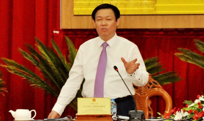 Phó Thủ tướng Vương Đình Huệ phát biểu. Ảnh: Hòa Hội.