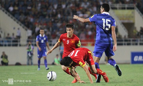 Trong năm 2015, tuyển Việt Nam đã gặp Thái Lan ở hai trận đấu tại vòng loại World Cup 2018 khu vực châu Á, và đều thua với các tỷ số 0-1 và 0-3.