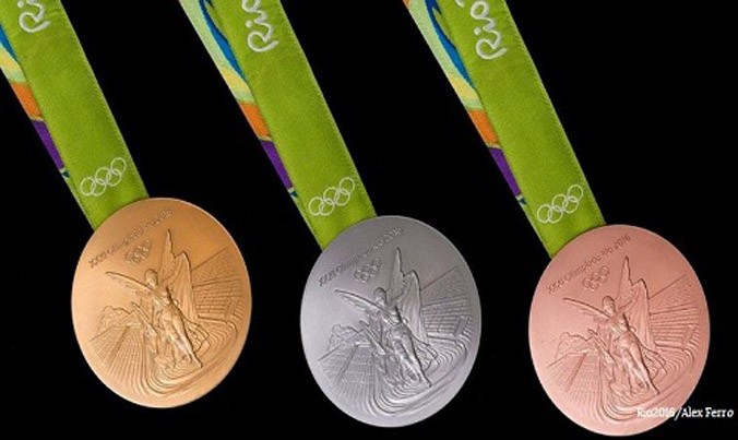 Huy chương vàng, bạc, đồng sử dụng tại Olympic Rio 2016. Ảnh: Alex Fesso.