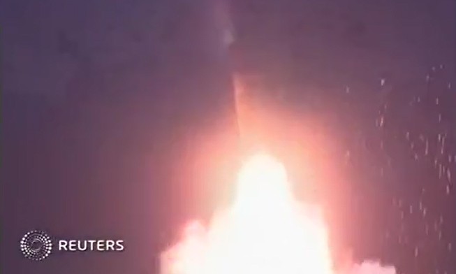 Triều Tiên công bố video phóng tên lửa đạn đạo từ tàu ngầm
