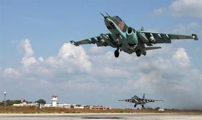 Máy bay Su-25SM của Không quân Nga đóng tại căn cứ Hmeymin, Syria. Ảnh: RIAN.