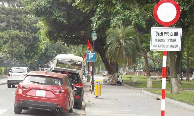 Chiều 1/9, liên ngành Hà Nội đã công bố 78 điểm trông xe phục vụ phố đi bộ. Ảnh: Anh Trọng.
