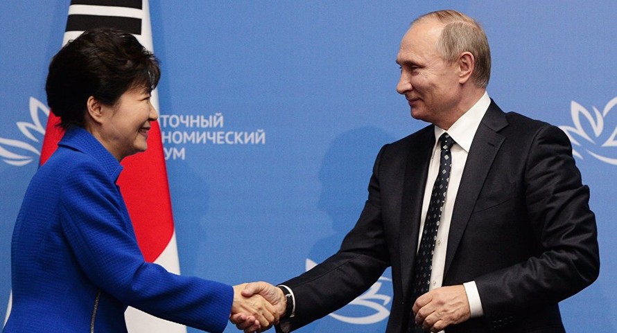 Hé lộ món quà ông Putin tặng Tổng thống Hàn Quốc