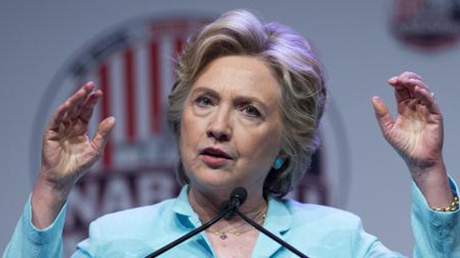 Bà Hillary Clinton phát biểu tại thủ đô Washington DC ngày 5/8. Ảnh: AFP/TTXVN.