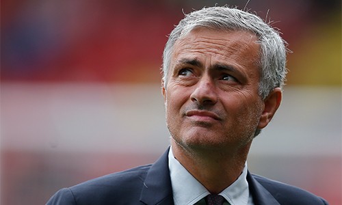 Mourinho tin rằng các cầu thủ sẽ lấy ba thất bại liên tiếp vừa qua làm động lực để lớn mạnh hơn trên chặng đường tiếp theo. Ảnh: Reuters.