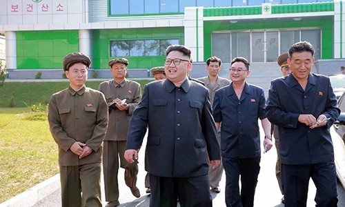 Nhà lãnh đạo Triều Tiên Kim Jong un trực tiếp chỉ đạo cuộc thử nghiệm mới. Ảnh: AFP