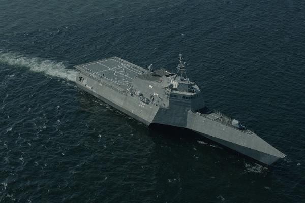 Tàu USS Montgomery (LCS-8) chạy thử nghiệm vào tháng 5/2016. Ảnh: Military.
