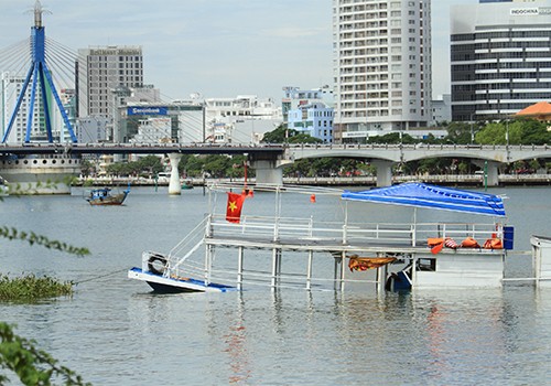 Tàu Thảo Vân 2 bị chìm được làm thô sơ vì cải hoán từ tàu cá. Ảnh: Nguyễn Đông.