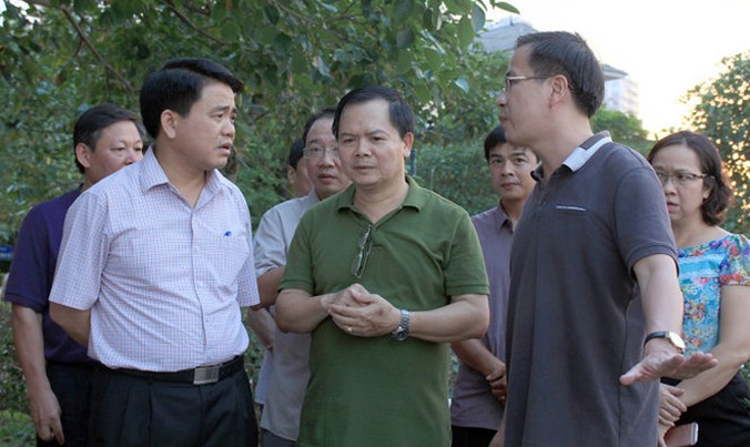 Chủ tịch Hà Nội: Hồ Tây không còn cá chết từ tối qua
