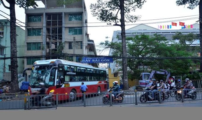 Hoạt động xe khách cố định trá hình dưới dạng xe hợp đồng của Cty Thành Bưởi.