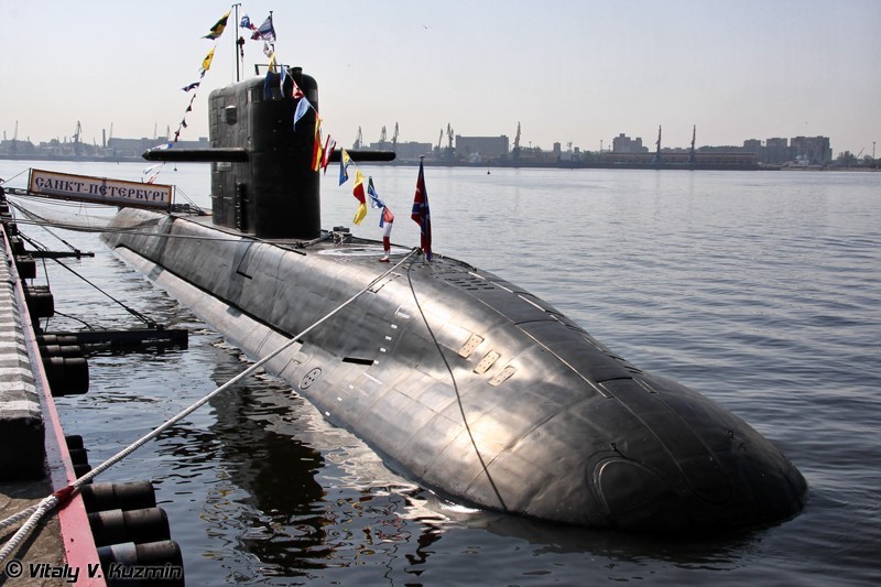 Tàu ngầm phi hạt nhân lớp Lada dự định thay thế Kilo nhưng bất thành. Ảnh: Vitaly V.Kuzmin.