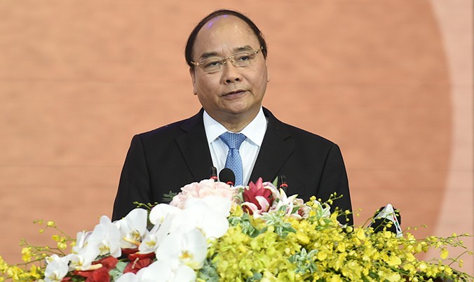 Thủ tướng Nguyễn Xuân Phúc: Chính phủ cũng như bản thân tôi đặt kỳ vọng Long An sẽ vươn mình trở thành một trong những đầu tàu kinh tế mạnh nhất cả nước trong nhiệm kỳ này.
