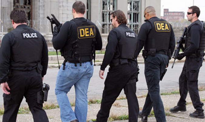 Đặc vụ DEA.