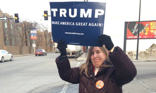 Terri Lynn Rote là người ủng hộ nhiệt thành của Donald Trump. Ảnh: Twitter.