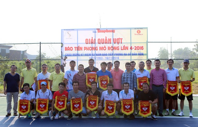 Giải quần vợt Báo Tiền Phong mở rộng lần thứ tư là hoạt động thể dục, thể thao nhằm tăng cường sức khỏe, tình đoàn kết, phối hợp công tác giữa các đơn vị. 
