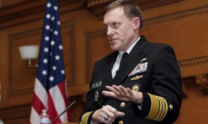 Đô đốc Michael Rogers, giám đốc Cơ quan An ninh Quốc gia Mỹ. Ảnh: AP.