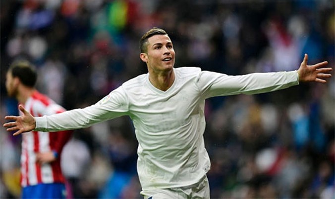 Ronaldo tỏa sáng đúng lúc trong màu áo Real. Ảnh: Reuters.