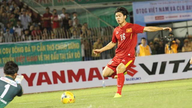 Công Phượng lạc lỏng ở đội tuyển dưới thời HLV Nguyễn Hữu Thắng. Ảnh: Trọng Vũ.