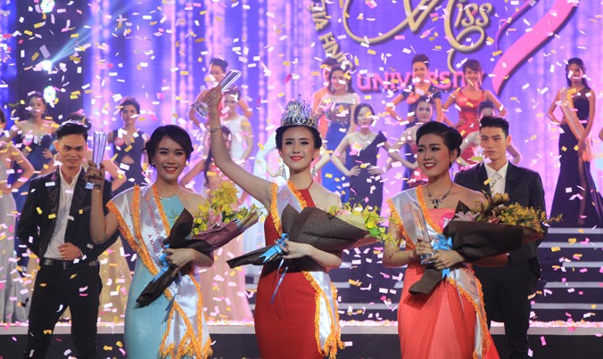 Top 3 cuộc thi Nữ sinh viên Việt Nam duyên dáng năm 2016.