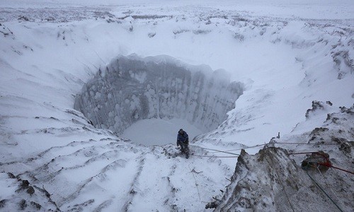 Lớp đất đóng băng vĩnh cửu ở Siberia. Ảnh: Siberian Times.