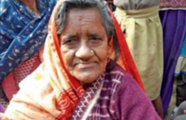 Bà Vilasa 82 tuổi trở về nhà sau 40 năm tưởng chết.