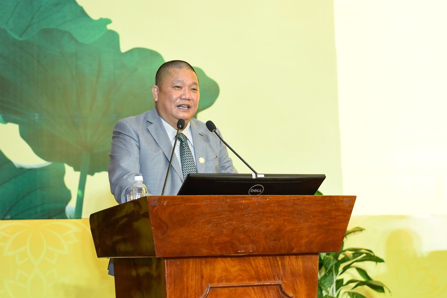 Ông Lê Phước Vũ, Chủ tịch Tập đoàn Hoa Sen phát biểu tại Đại hội cổ đông.