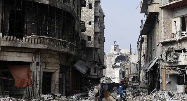 Tàn tích tại thành phố Aleppo sau vài năm bị phiến quân kiểm soát.