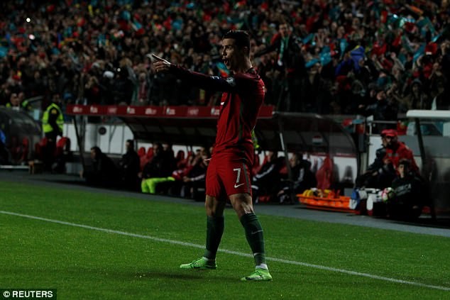 C.Ronaldo tỏa sáng rực rỡ trong trận đấu với Hungary.
