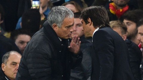 Chelsea - M.U: Conte không ngại đòn tâm lý của Mourinho