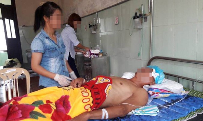 Ông B. đang tiếp tục được chăm sóc, theo dõi tại Bệnh viện ĐK huyện Nghi Xuân
