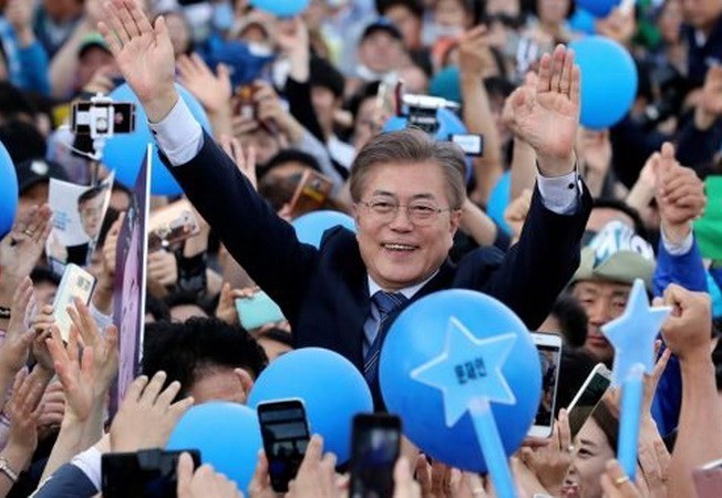 Ông Moon Jae-in trong chiến dịch vận động tranh cử. Nguồn: AP.