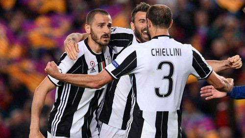 Toàn đội Juventus sẽ nhận 10 triệu đôla nếu vô địch Champions League.