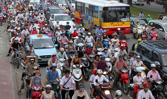 Hà Nội dự kiến thí điểm cấm xe máy từ năm 2025. Ảnh: Ngọc Châu.