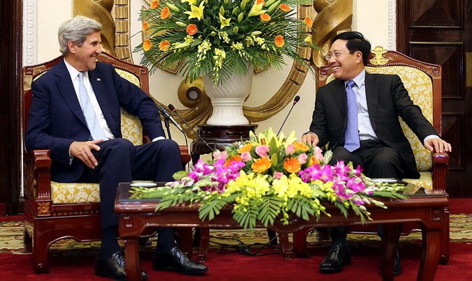 Cựu Ngoại trưởng Mỹ John Kerry thăm Việt Nam