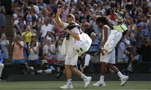 Murray đã không để Brown gây bất ngờ, như cách đối thủ này từng làm với Nadal năm 2015.
