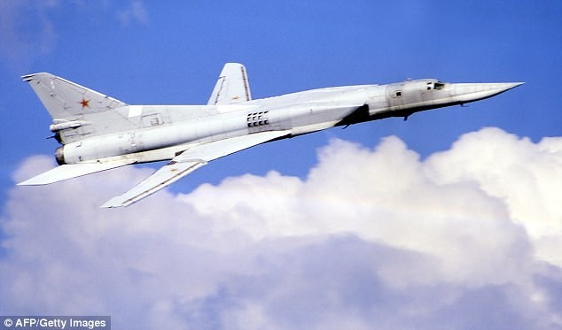 Máy bay ném bom tầm xa TU-22 Backfire của Nga Ảnh: AFP.
