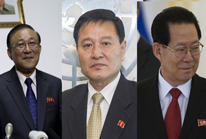 Từ trái sang, Ji Jae-ryong, Ja Song-nam và Kim Hyong-jun, lần lượt là đại sứ Triều Tiên tại Trung Quốc, Liên Hợp Quốc và Nga. Ảnh: AP.