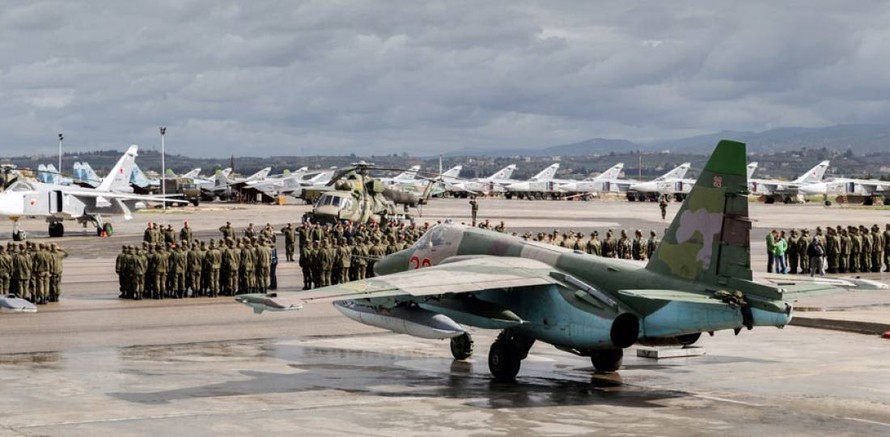 Không quân Nga hoạt động tại căn cứ Khmeimeem ở Latakia, Syria.