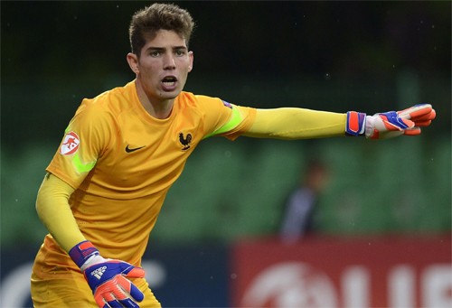 Luca hiện cũng là thành viên của tuyển U19 Pháp. Ảnh: Reuters.
