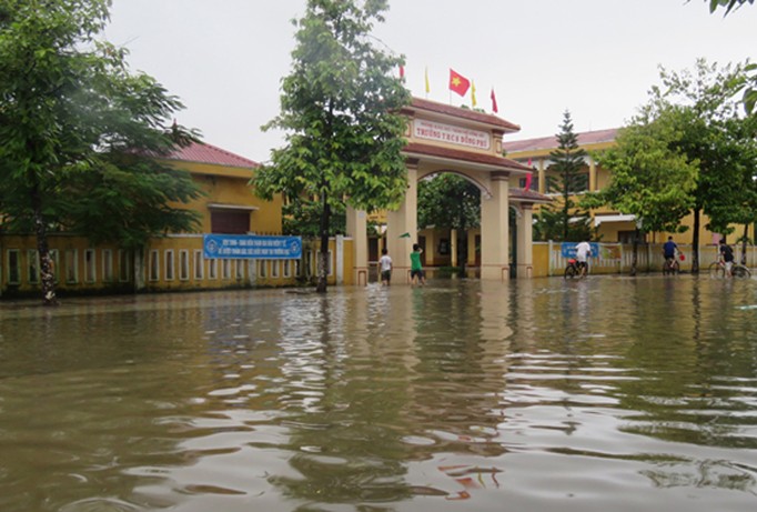 Mùa mưa bão năm 2016 gây thiệt hại nặng cho ngành giáo dục Quảng Bình.