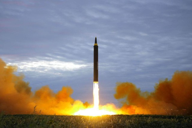 Một vụ thử tên lửa của Triều Tiên. Ảnh minh họa: Reuters.