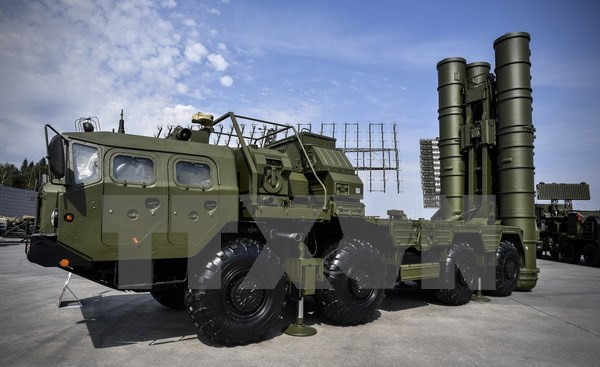 Hệ thống tên lửa phòng không S-400 của Nga. Nguồn: AFP/TTXVN.