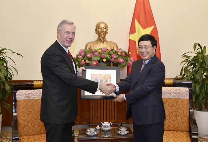 Phó Thủ tướng, Bộ trưởng Ngoại giao Phạm Bình Minh tiếp Đại sứ Mỹ Ted Osius