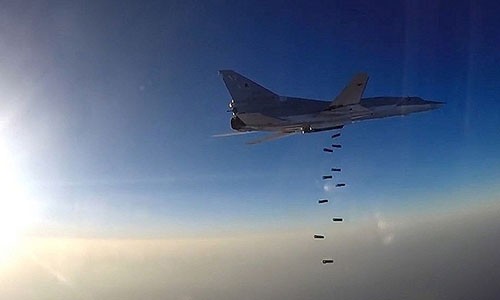 Bản tin 8H: Máy bay Nga dồn dập tấn công IS ở Syria