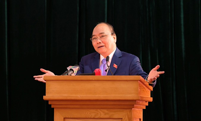 Thủ tướng Nguyễn Xuân Phúc phát biểu tại buổi tiếp xúc cử tri. Ảnh: VGP/Quang Hiếu.