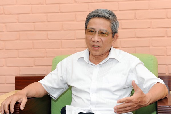 GS Nguyễn Minh Thuyết - Tổng chủ biên chương trình giáo dục phổ thông tổng thể. Ảnh: Mạnh Thắng.