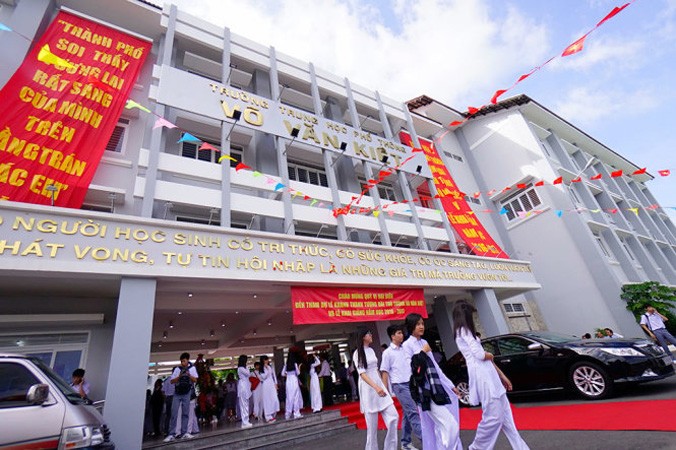 Trường THPT Võ Văn Kiệt tại TP Rạch Giá, Kiên Giang.