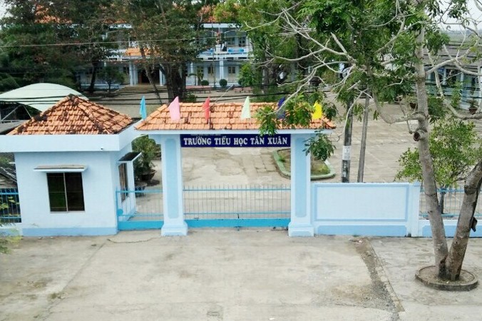 Trường tiểu học Tân Xuân nơi thí sinh Nguyễn Thái Tâm thi tuyển.